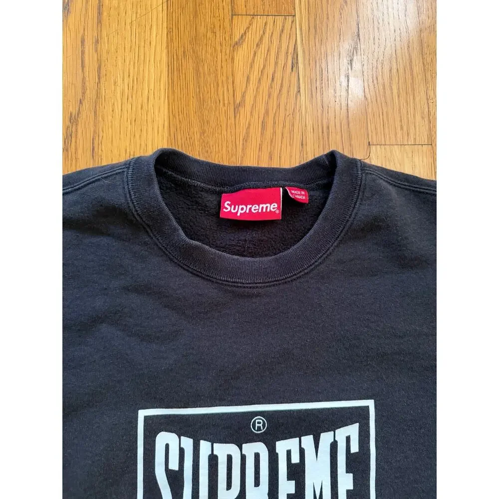 Supreme Crew Neck Cotton Sweatshirt